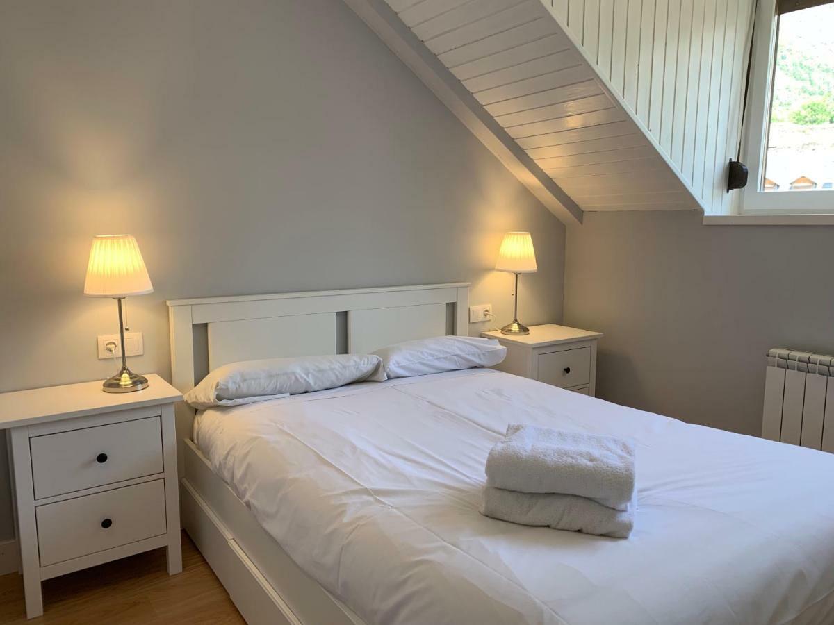 Bpirineos-Blest Apartment Бенаск Екстериор снимка